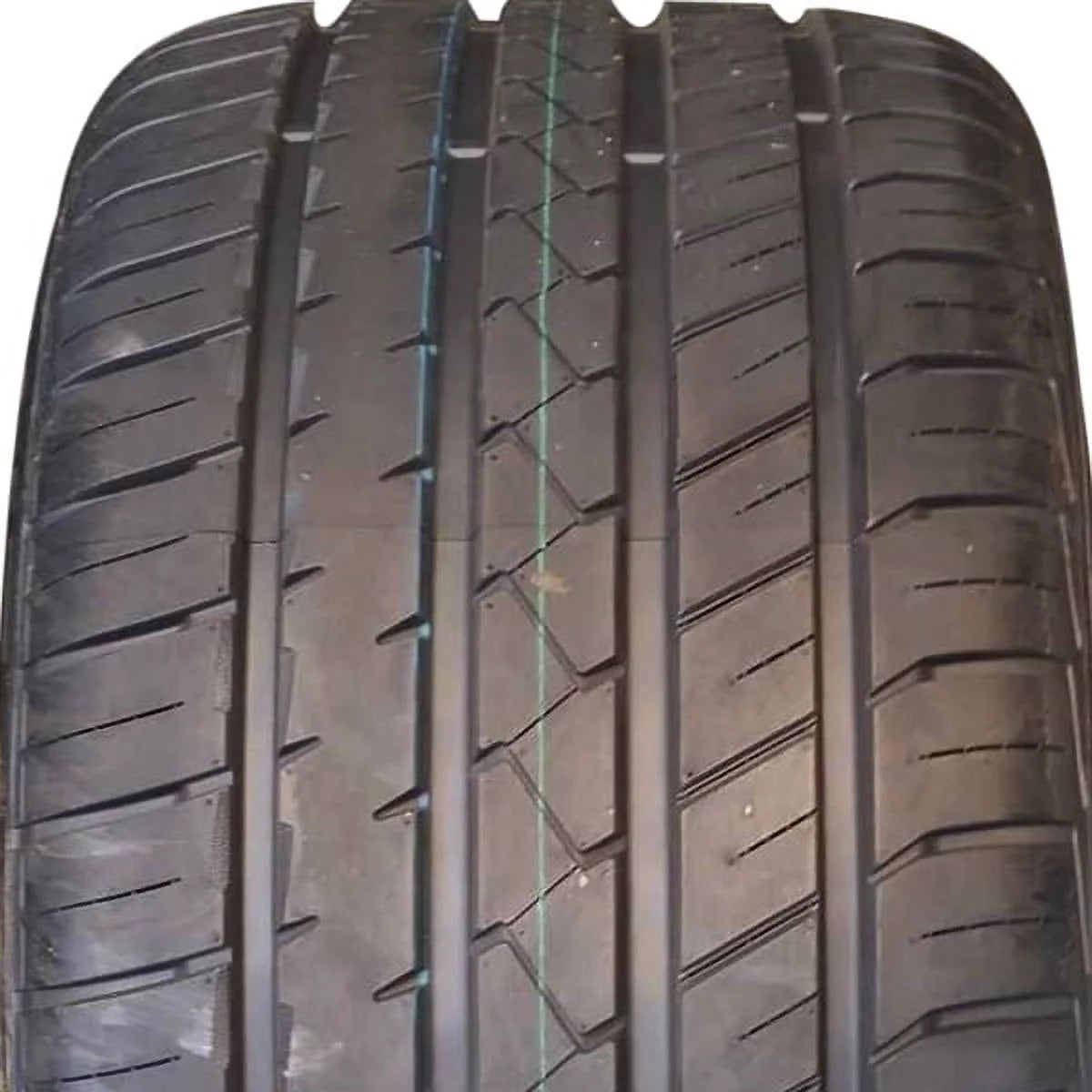 Set of 4 255/60R19 109H All Season Ultra High Performance Tires H2472